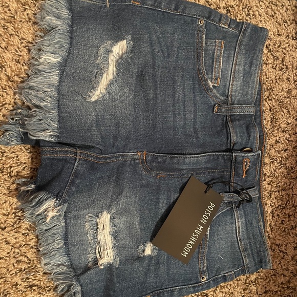 jean shorts - Picture 1 of 3